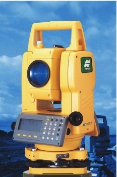 estacion-total-topcon-gts-255.jpg